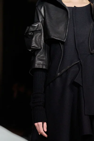 Look 94